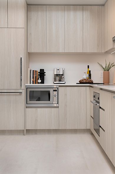 212 4928 Quebec Street