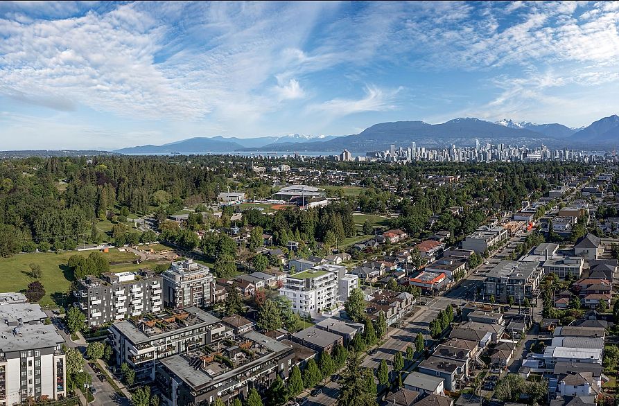 212 4928 Quebec Street