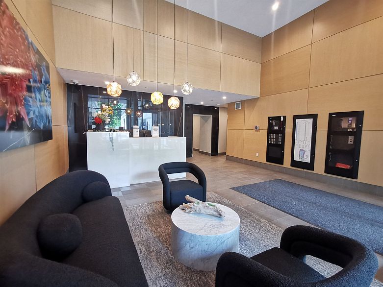 1001 3438 Sawmill Crescent