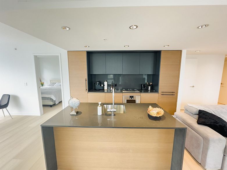 2911 1289 Hornby Street