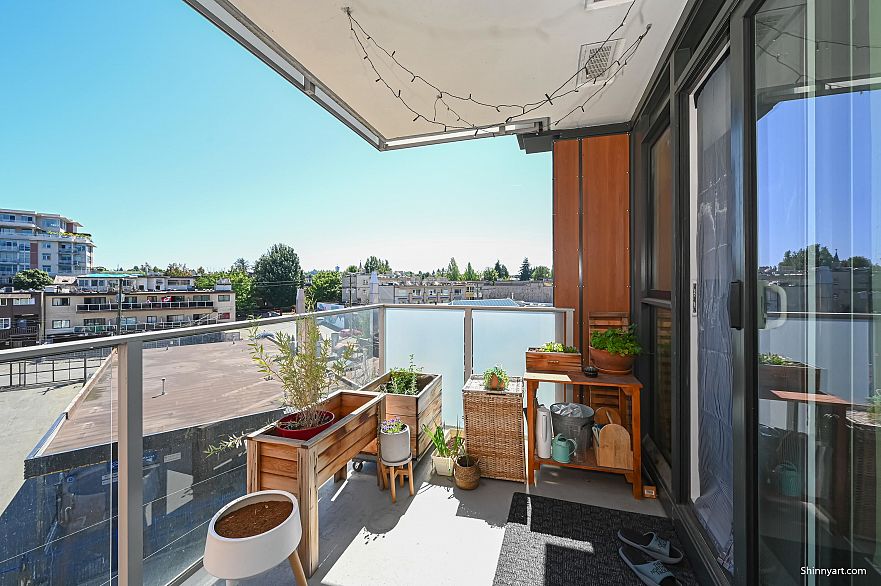 506 285 E 10th Avenue