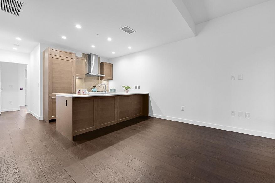 M106 5681 Birney Avenue