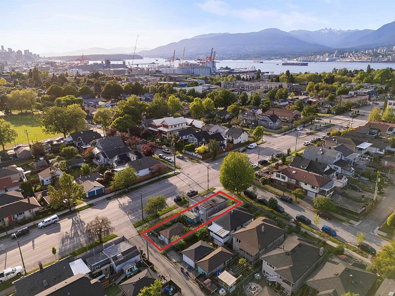 622 Nanaimo Street