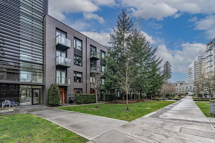 M106 5681 Birney Avenue