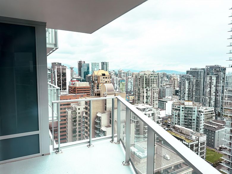 2911 1289 Hornby Street