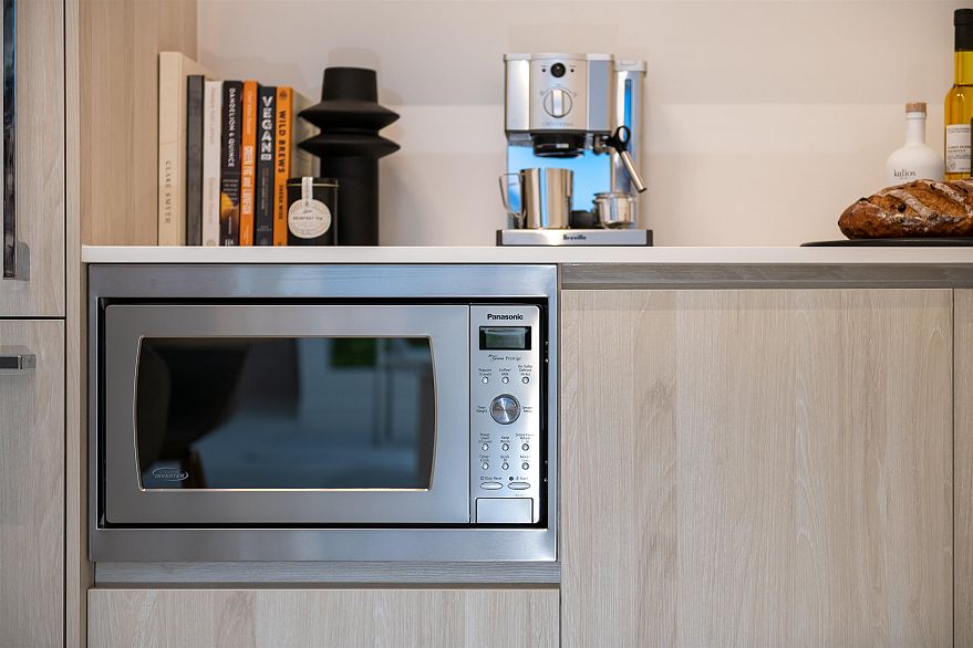 503 4928 Quebec Street