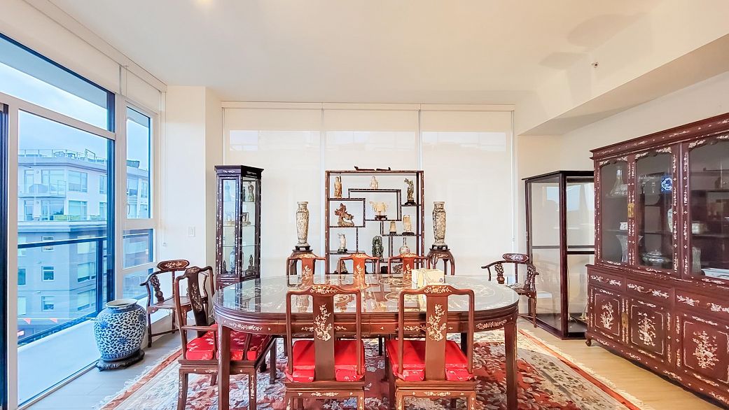 671 438 W King Edward Avenue