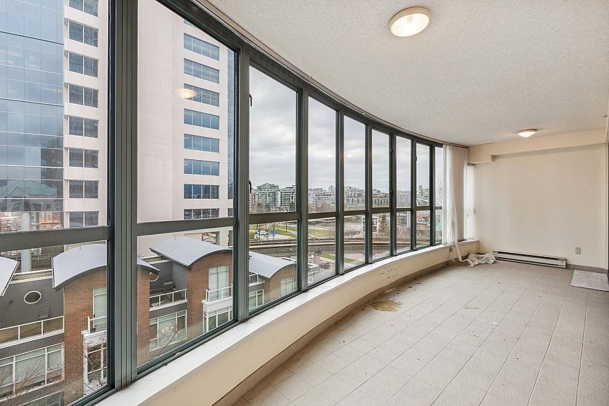 607 1188 Quebec Street