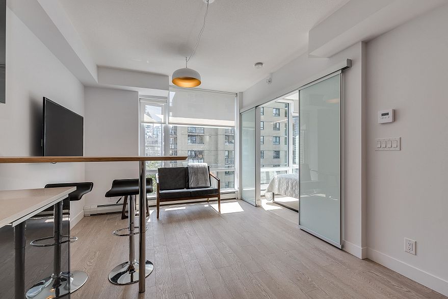 1206 1283 HOWE STREET, Vancouver BC V6Z 0E3