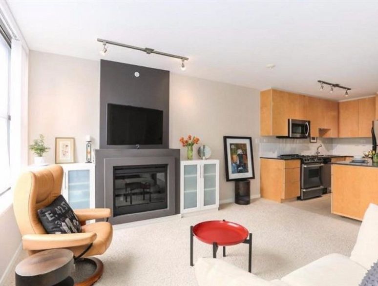 1602 989 Beatty Street