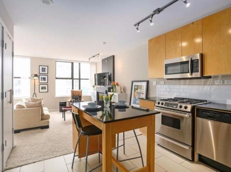 1602 989 Beatty Street