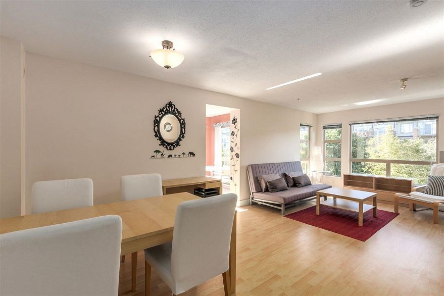 303 2338 Western Parkway