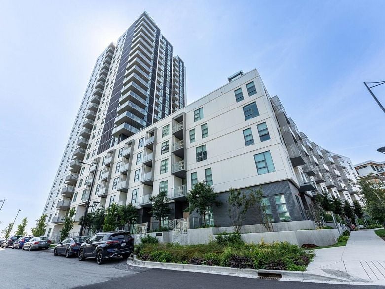 1501 3430 E Kent Avenue