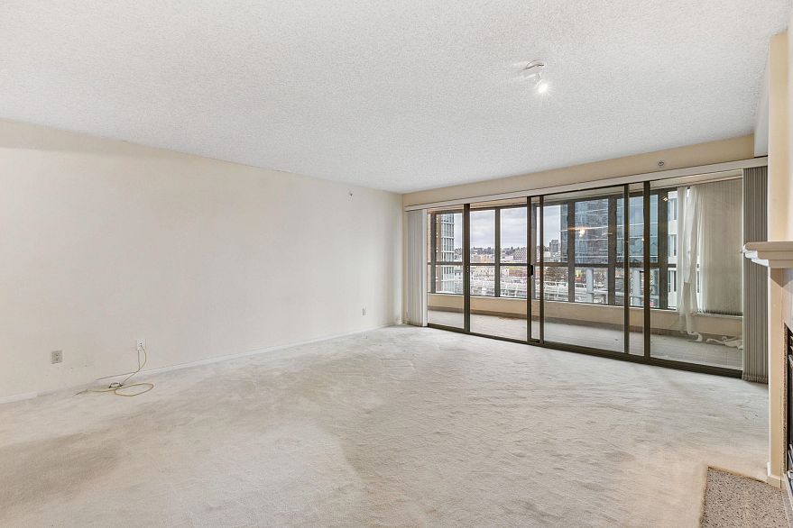 607 1188 Quebec Street