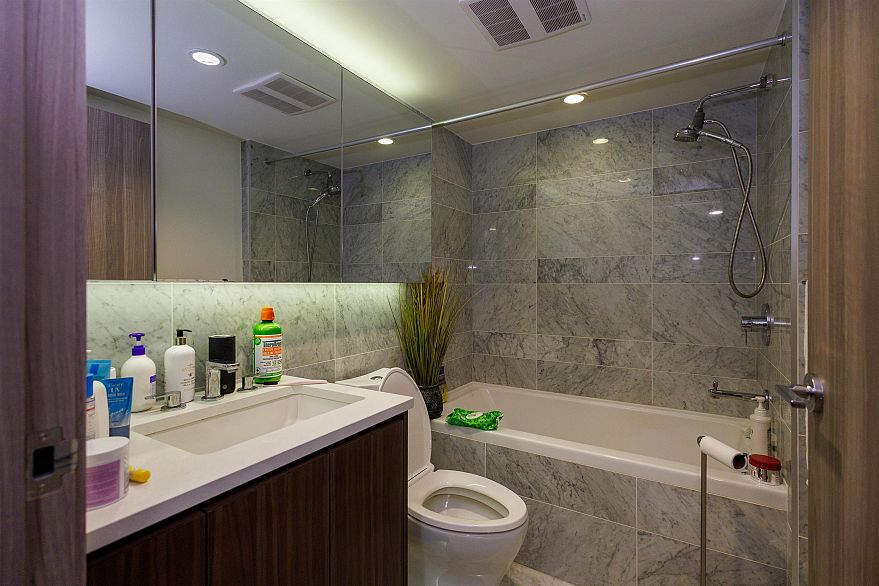 1809 455 SW Marine Drive