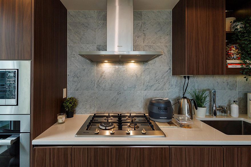 1809 455 SW Marine Drive