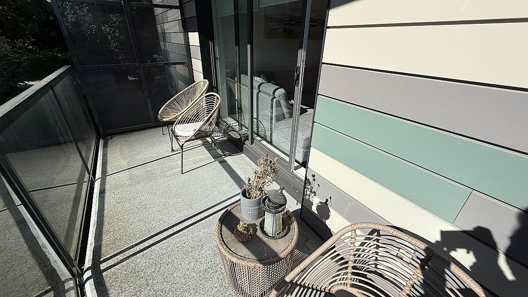 207 488 W 58th Avenue