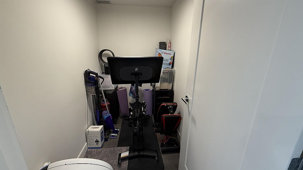 207 488 W 58th Avenue