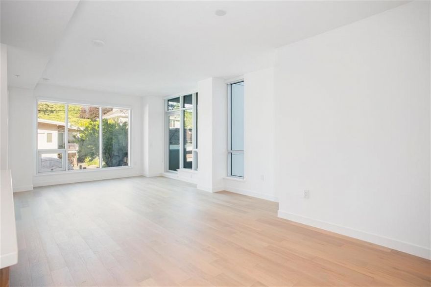 306 4988 Cambie Street