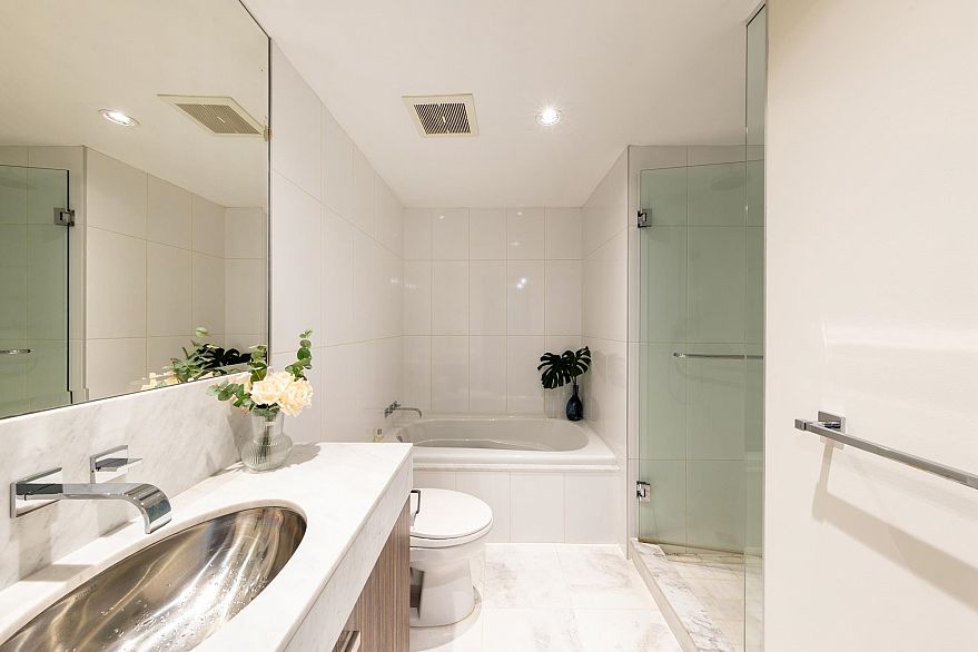 2005 788 Richards Street