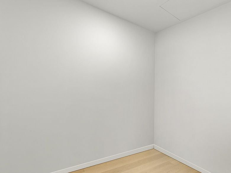 1104 889 Pacific Street