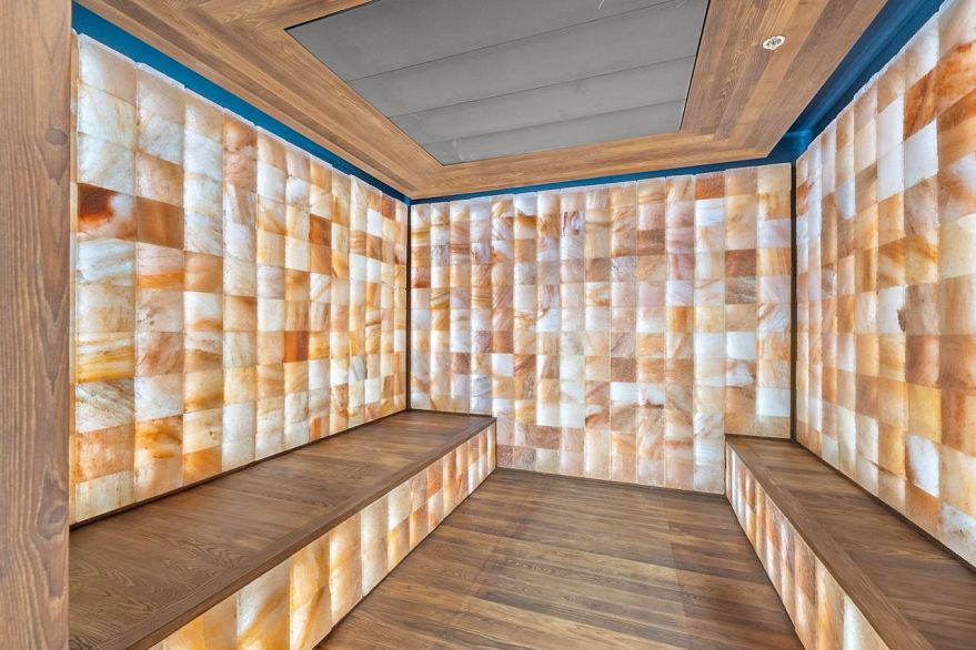 578 438 W King Edward Avenue