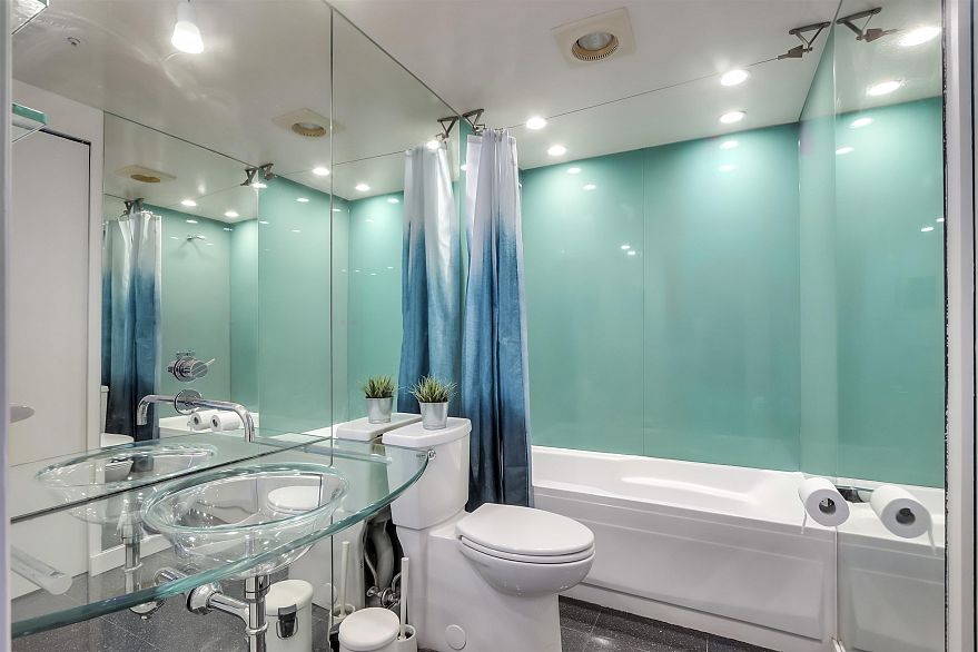 1404 1050 Burrard Street