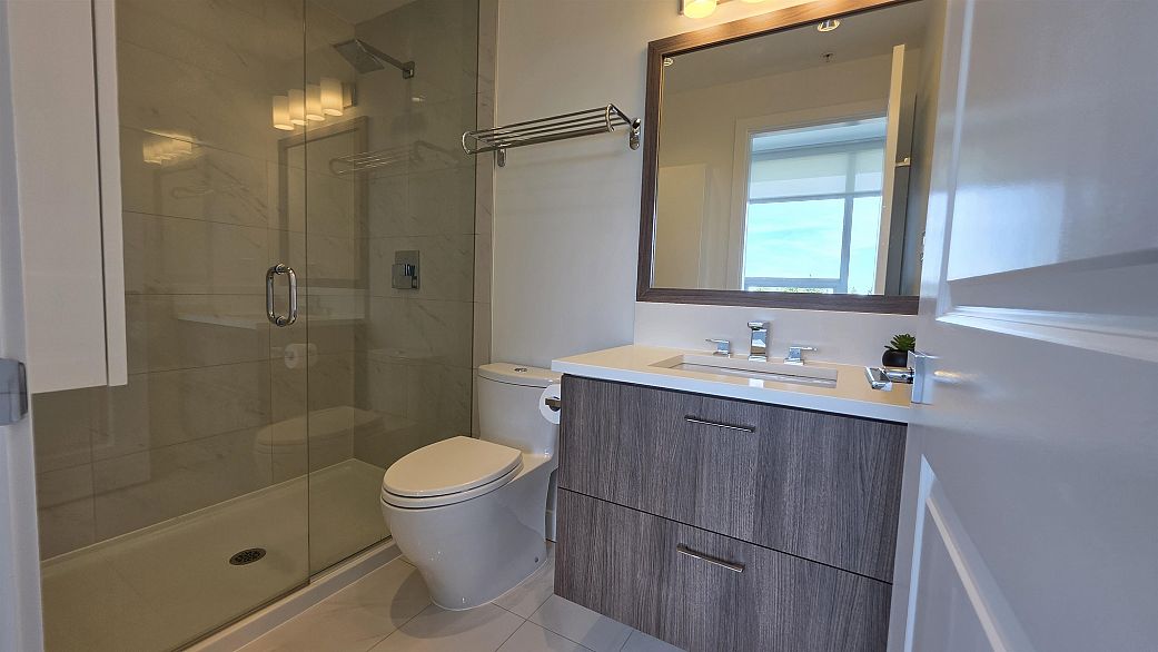 907 6383 Cambie Street