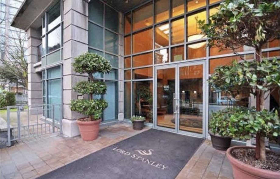 207 1889 Alberni Street