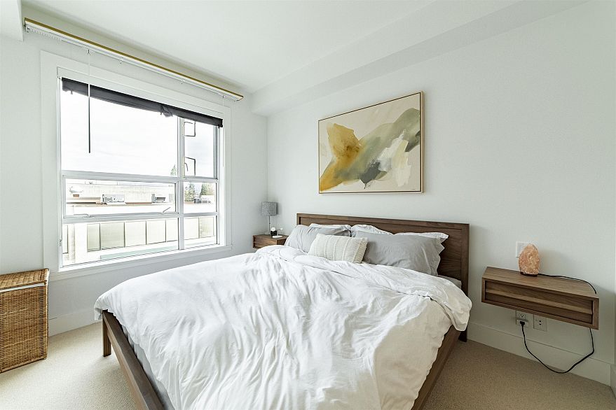 306 2128 W 40th Avenue