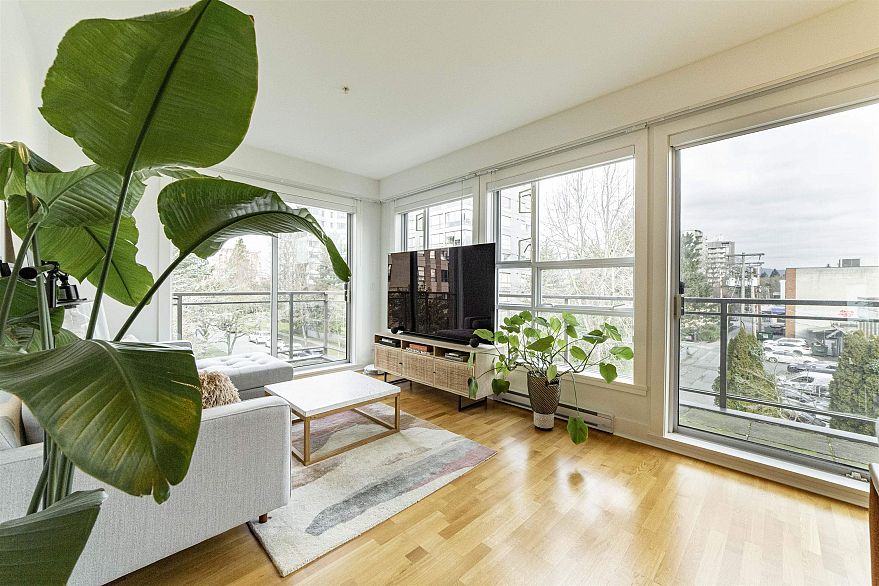 306 2128 W 40th Avenue