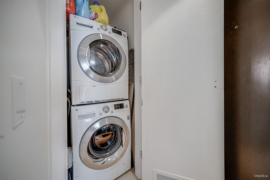 1109 1351 Continental Street