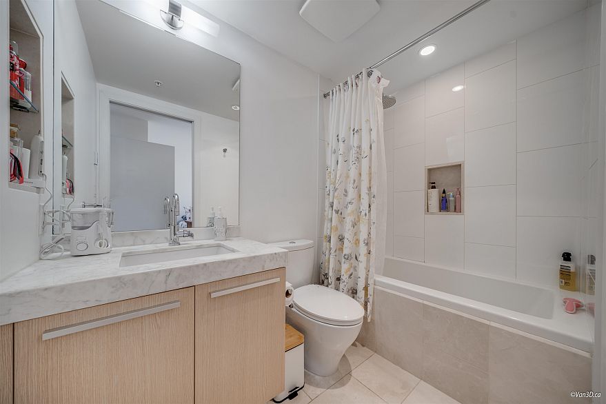 1109 1351 Continental Street