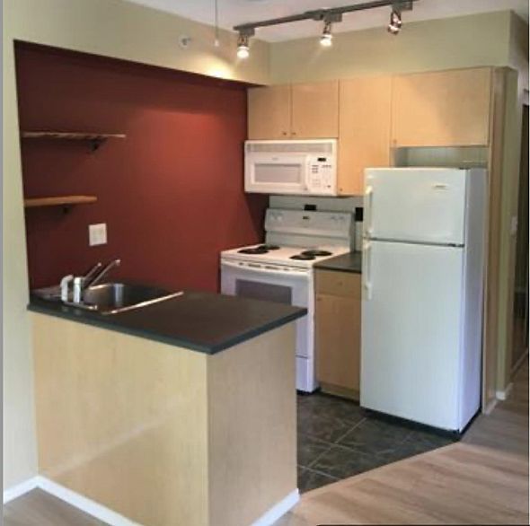 207 1889 Alberni Street