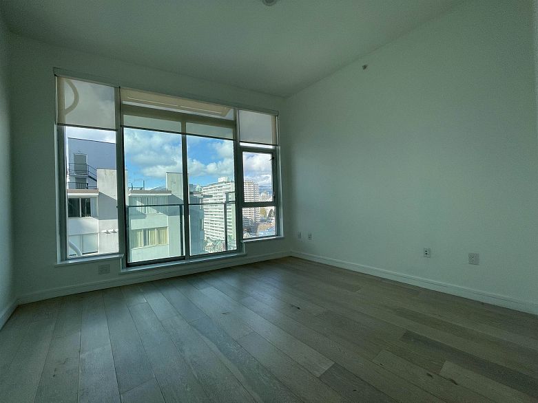 1006 1221 Bidwell Street