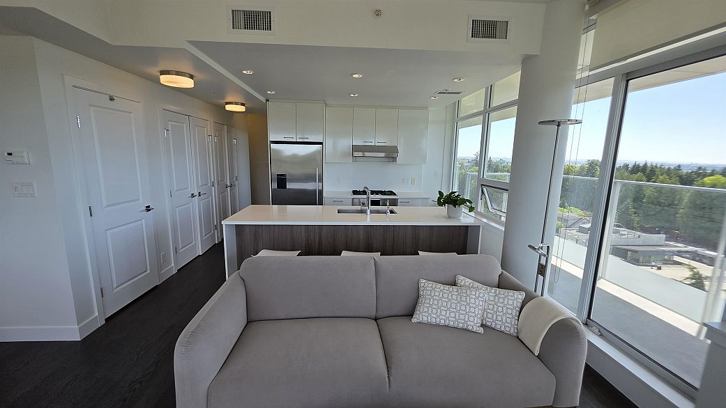 907 6383 Cambie Street