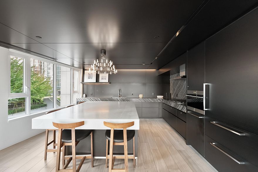 1604 885 Cambie Street