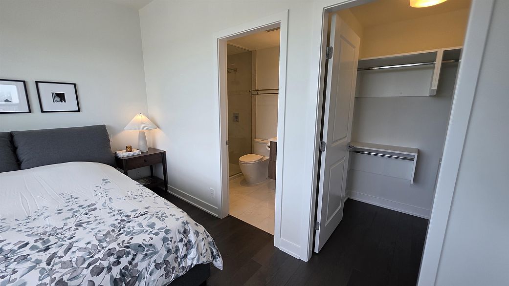 907 6383 Cambie Street