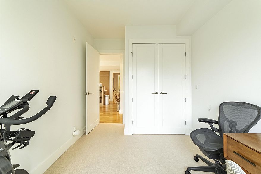 306 2128 W 40th Avenue