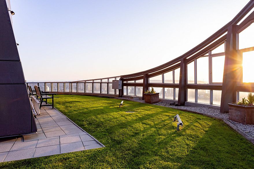 3303 1189 Melville Street