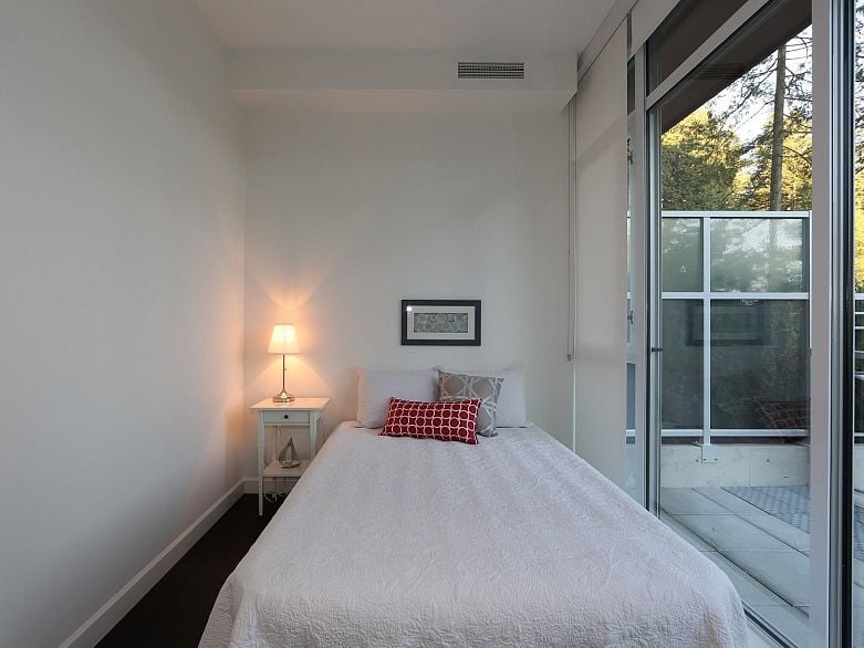 TH2 3355 Binning Road