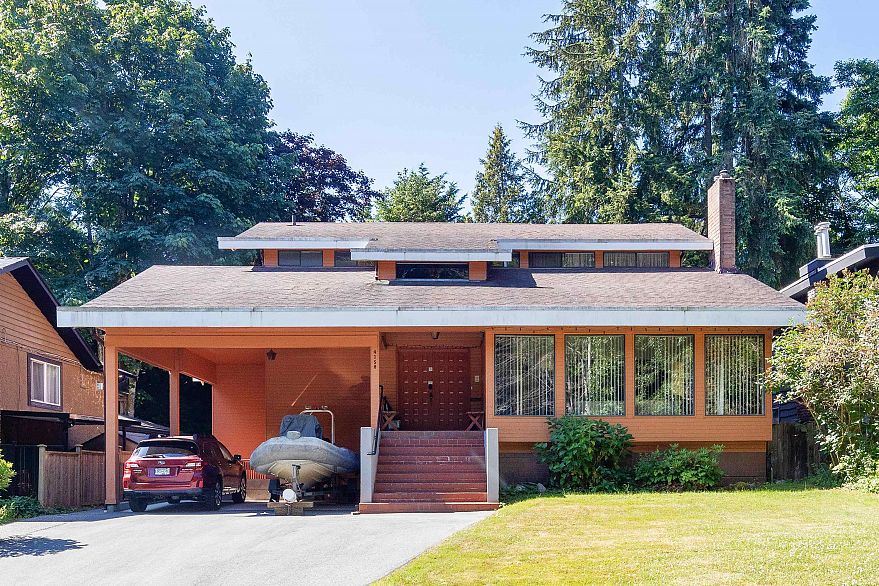 4158 W King Edward Avenue