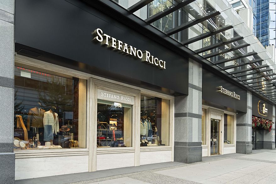 5704 1128 W Georgia Street