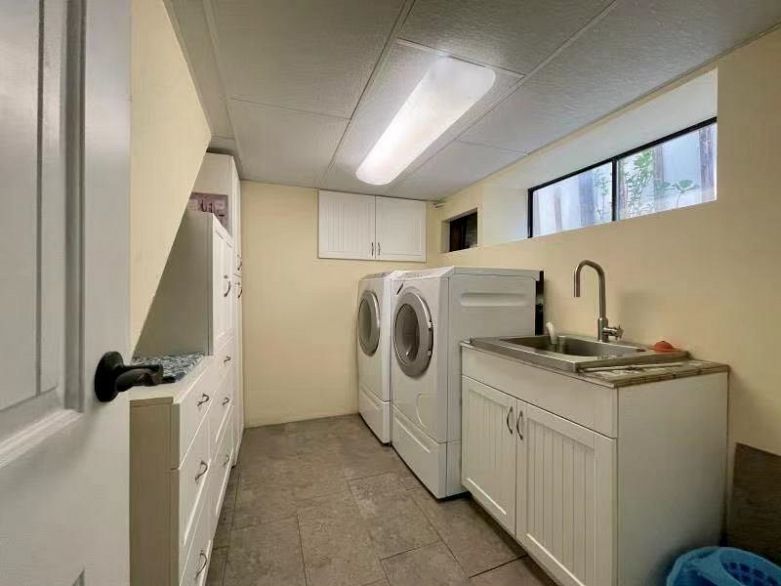 1749 West 62nd Avenue