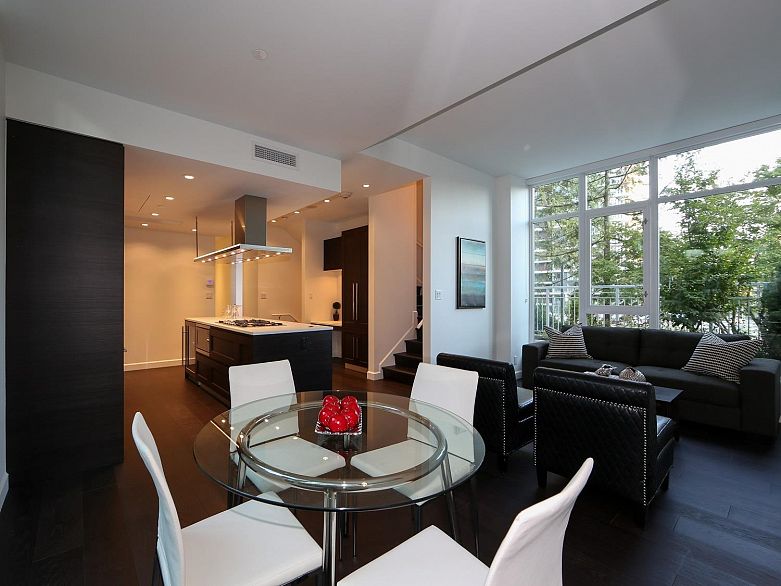 TH2 3355 Binning Road