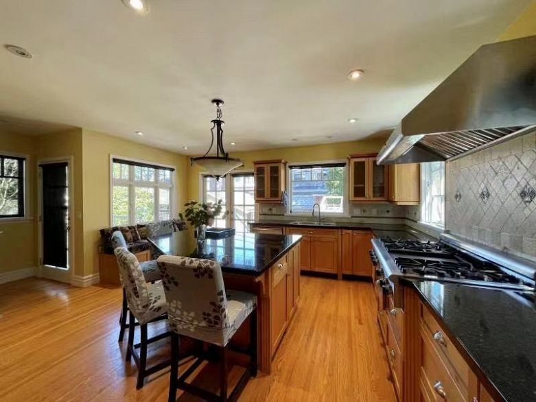 1749 West 62nd Avenue