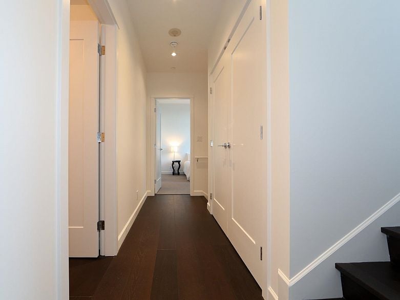 TH2 3355 Binning Road