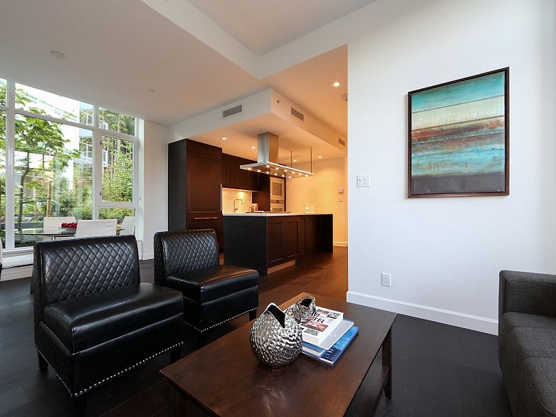 TH2 3355 Binning Road