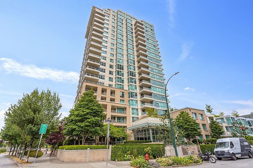 1406 125 Milross Avenue