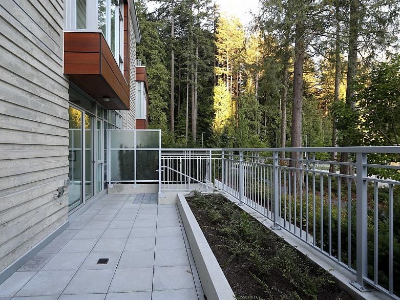 TH2 3355 Binning Road